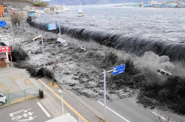 海里8种不见底的深邃 看一眼静图就呼吸困难